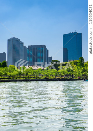 從大阪市中央區白見大阪商務園區（OBP）建築區櫻之宮公園眺望 119634021