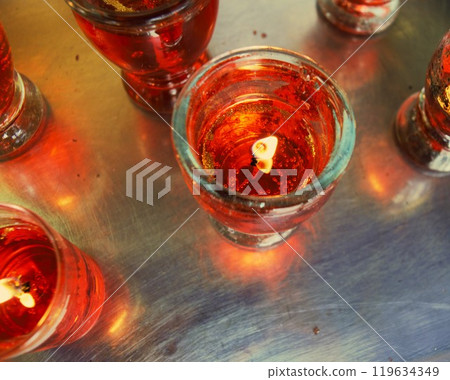 中國寺廟紅色蠟燭越南 1 119634349