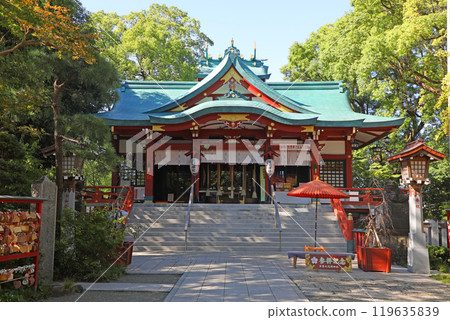 Tamagawa Sengen Shrine worship hall 119635839