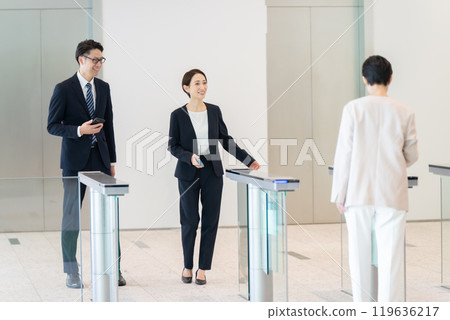 安檢門步行 119636217