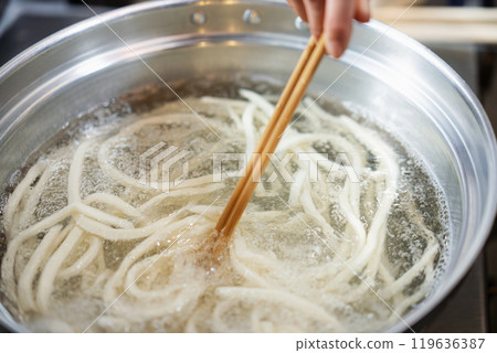 煮烏冬面 煮烏冬面 119636387