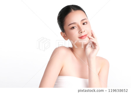 Beautiful young asian woman with clean fresh skin on white background, Face care, Facial treatment, Cosmetology, beauty and spa, Asian women portrait. 119638652