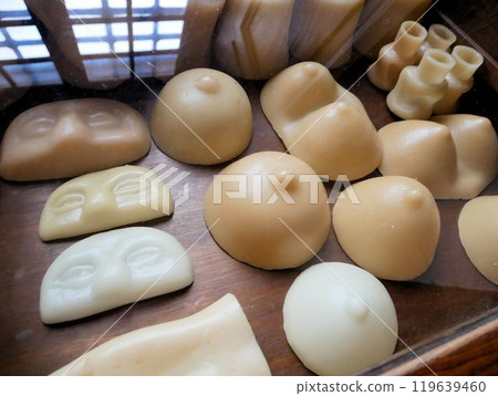 葡萄牙天主教會習俗:蠟祭 葡萄牙天主教會習俗:蠟祭 119639460