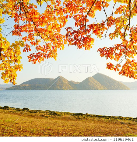 Hokkaido's spectacular view of Lake Toya in autumn. A view of the sunset from Nagisa Park 119639461