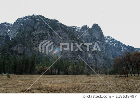 View of landscape mountain at Yosemite National Park in the winter 119639497