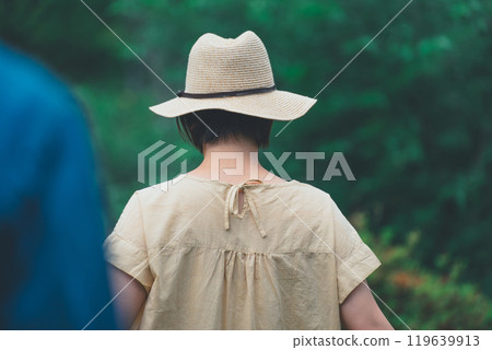 Lush nature and women 119639913