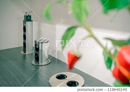 適用於斯堪的納維亞內裝的推式插座 適用於斯堪的納維亞內裝的推式插座 119640249