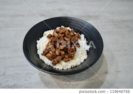 肉末飯（肉捲飯） 119640788