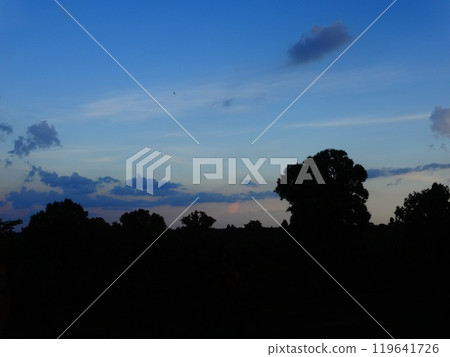 [Cambodia] Sunset view from Pre Rup ruins (Siem Reap) 119641726