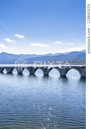 Taushubetsu River Bridge on the former Shihoro Line of the Japanese National Railways on a clear autumn day in Kamishihoro, Hokkaido 119642819