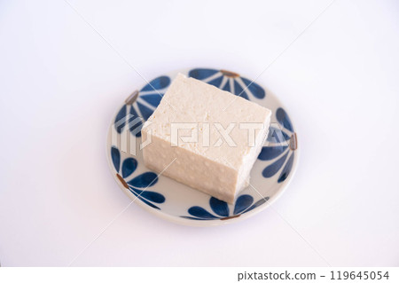 Chilled tofu on a small plate, island tofu 119645054