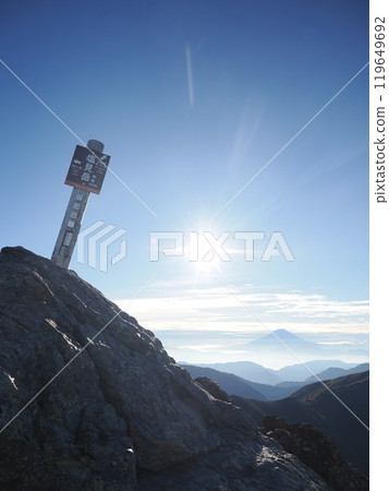 Mount Fuji from Mt. Shiomi in the early morning 119649692