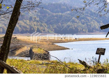 Taushubetsu River Bridge on the former Shihoro Line of the Japanese National Railways on a clear autumn day in Kamishihoro, Hokkaido 119655681