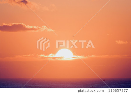 The sun rising from the sea, Ibaraki Prefecture The sun rising from the sea, Ibaraki Prefecture 119657377