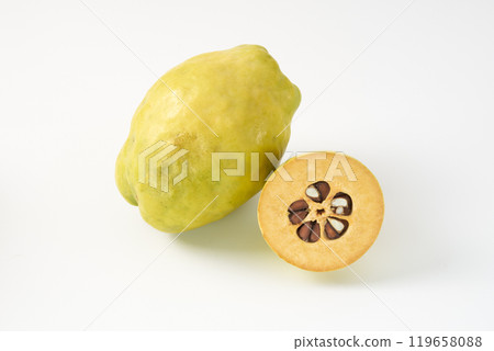 Quince fruit image 119658088