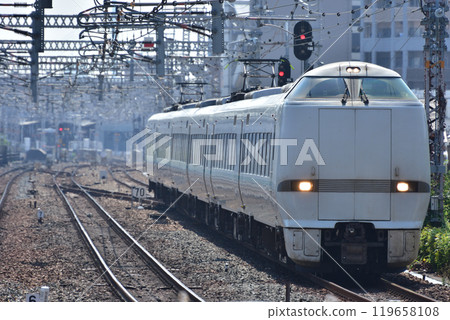 通過野田站的特急黑潮289系列 通過野田站的特急黑潮289系列 119658108