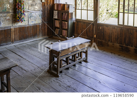 Shodoshima Twenty-four Eyes Cape Branch School Naeba Elementary School Taura Branch School Classroom Shodoshima Town, Kagawa Prefecture 119658590