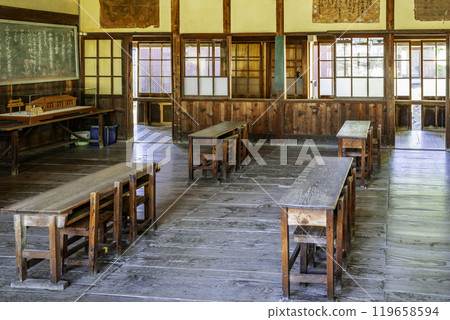 Shodoshima Twenty-four Eyes Cape Branch School Naeba Elementary School Taura Branch School Classroom Shodoshima Town, Kagawa Prefecture 119658594