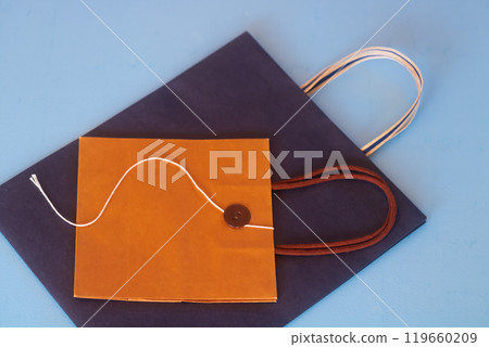 Paper shopper (paper bag) 119660209