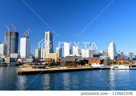 Yokohama  119661506