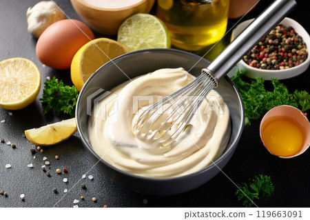Mayonnaise in a bowl 119663091