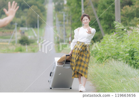 A woman to travel A woman to travel 119663656