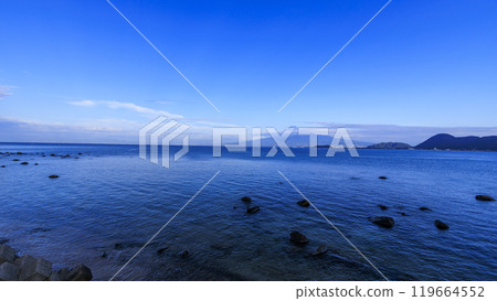 從伊豆半島駿河灣眺望富士山的秋景 119664552