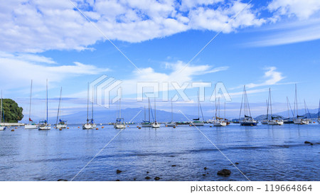 從西伊豆遊艇港看到的富士山 119664864