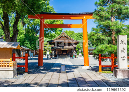 Torii gate of Jonangu Shrine (Hojo-no-Taisha Shrine) Imperial Villa (Nakajima Toba Rikyu-cho, Fushimi Ward, Kyoto City) Torii gate of Jonangu Shrine (Hojo-no-Taisha Shrine) Imperial Villa (Nakajima Toba Rikyu-cho, Fushimi Ward, Kyoto City) 119665892