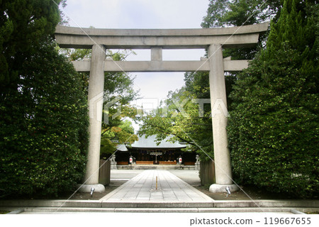 Himeji Gokoku Shrine (Himeji City, Hyogo Prefecture) 119667655