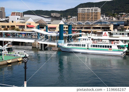 長崎縣佐世保市旅遊勝地佐世保港景觀 長崎縣佐世保市旅遊勝地佐世保港景觀 119668287
