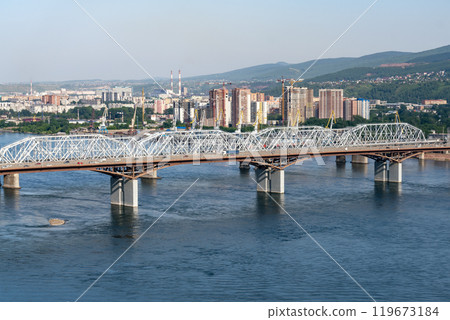 Bridge over a river in a provincial town. 119673184