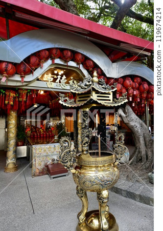 228 Park/Fude Palace (Zhongzheng District, Taipei, Taiwan) 228 Park/Fude Palace (Zhongzheng District, Taipei, Taiwan) 119674214