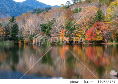 The deepening autumn foliage of Oku-Nikko 119682573