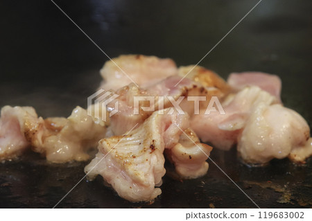 How to grill tripe on an iron plate 119683002