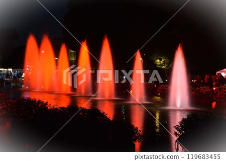 Night view of Ueno Park in Tokyo and the orange fountain - Blurred corners Night view of Ueno Park in Tokyo and the orange fountain - Blurred corners 119683455