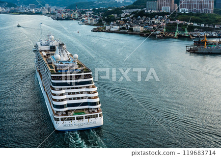 Cruise ship arriving at Nagasaki Port (SevenSeas Explorer) from Megami Ohashi Bridge [Nagasaki City] 119683714