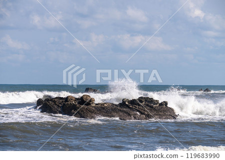 White waves on the sea in Choshi White waves on the sea in Choshi 119683990