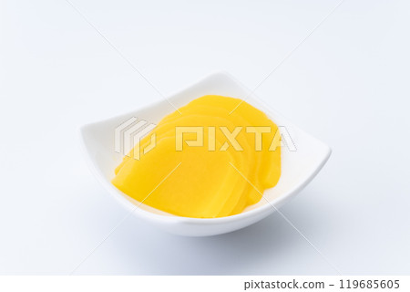 Tatakuan 排列在一個小碗裡 Tatakuan 排列在一個小碗裡 119685605