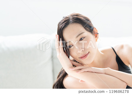 Esthetic image of young women image Esthetic image of young women image 119686278