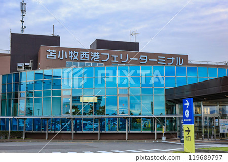 北海道苫小牧市苫小牧西港渡輪碼頭 119689797