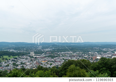 A scenic overview of Reading, Pennsylvania from atop the Pagoda Mountain. 119690303