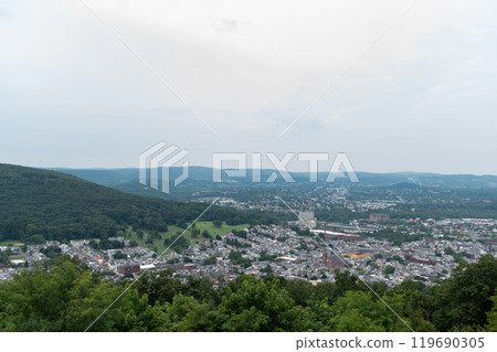 A scenic overview of Reading, Pennsylvania from atop the Pagoda Mountain. 119690305