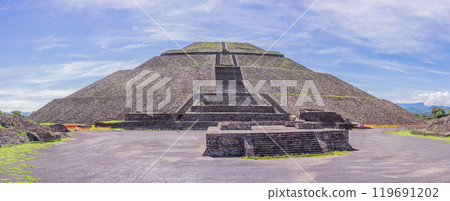 Teotihuacan, ancient Mesoamerican city in Mexico. Historic ruins, cultural heritage, and archaeological site concept 119691202