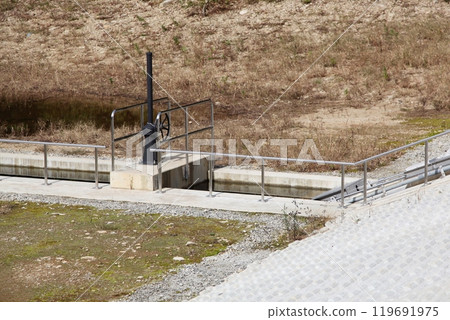 水庫新安裝的取水口 119691975