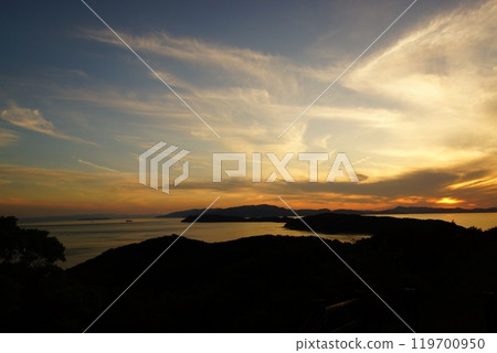 從和歌山加太度假村看到的奇丹海峽 從和歌山加太度假村看到的奇丹海峽 119700950