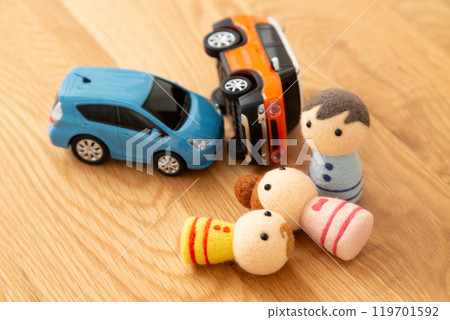 Image of a car accident Image of a car accident 119701592