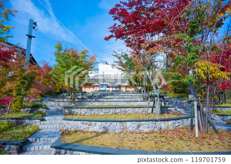 Autumn in Kusatsu Onsen - High ground plaza in Ura Kusatsu (Jizo area) 119701759