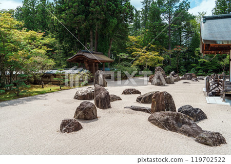高野山金剛峰寺、萬流亭的岩石庭園 高野山金剛峰寺、萬流亭的岩石庭園 119702522
