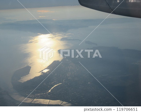 飛機上看海和日落 飛機上看海和日落 119706651